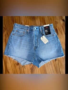 Levi's 501 Original Women’s Denim Shorts Sz 29 NWT